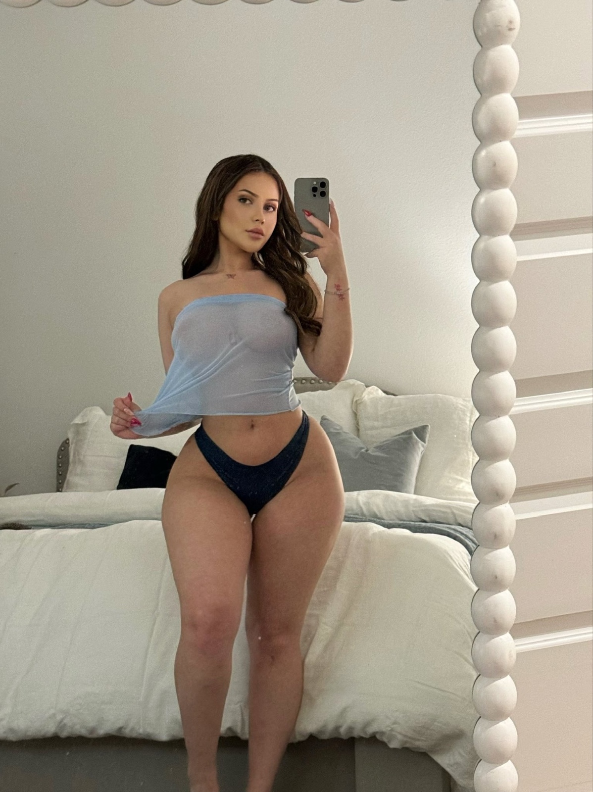 COME EXPLORE YOUR FANTASIES WITH ME😈 DIG MY HOLES AND MAKE ME SCREAM 🥰💕🍆🍑