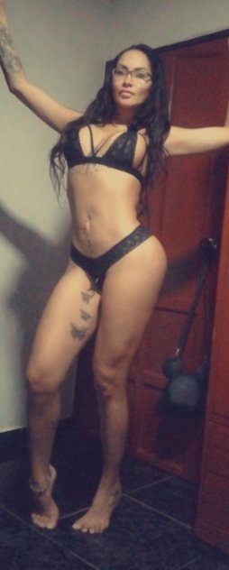  Hi, I'm sexy a mature woman, delicate passionate,very tasty, available 